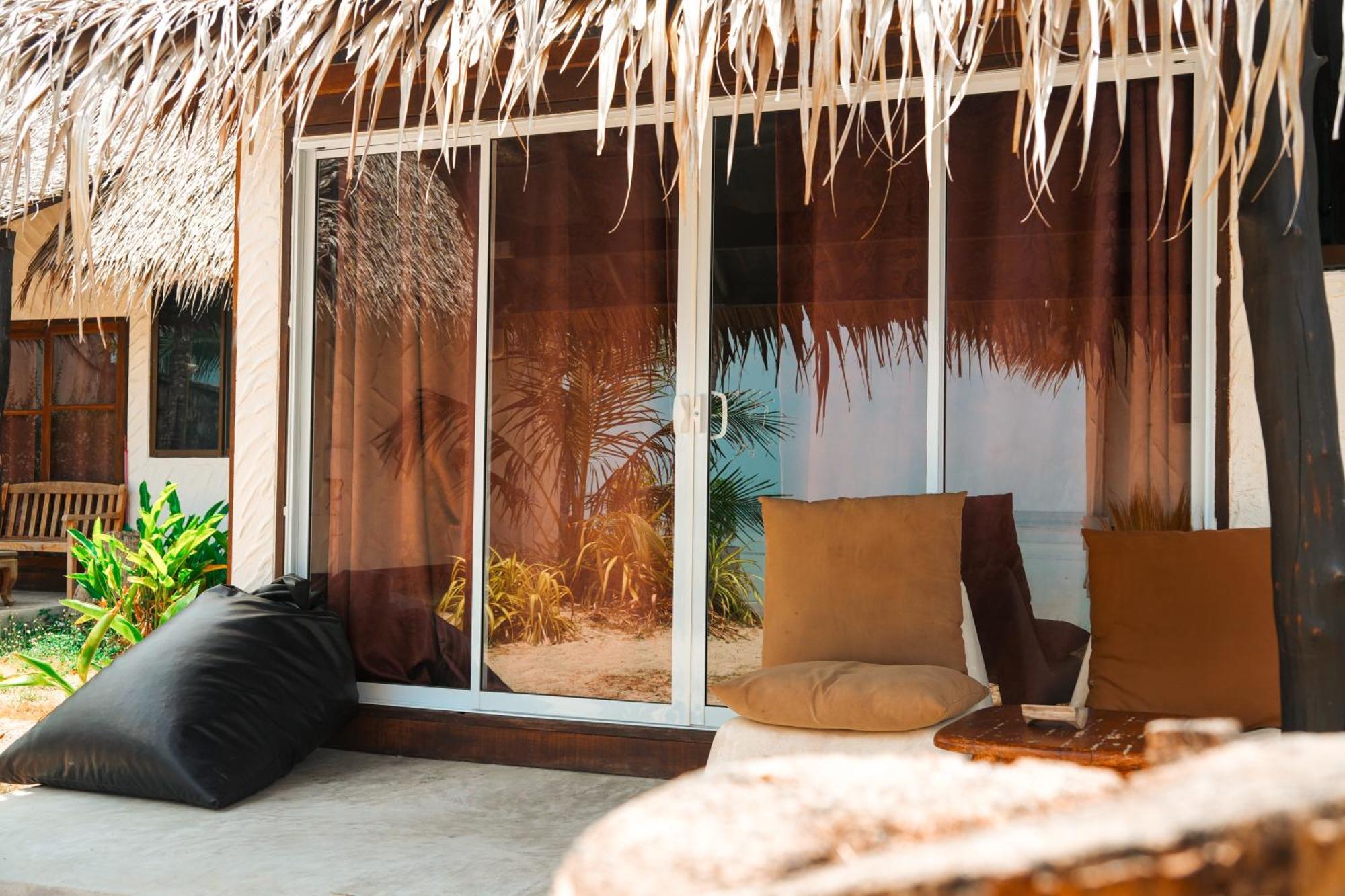 Wild Wood X Hansa Beach Fitness Resort Thongsala Ngoại thất bức ảnh